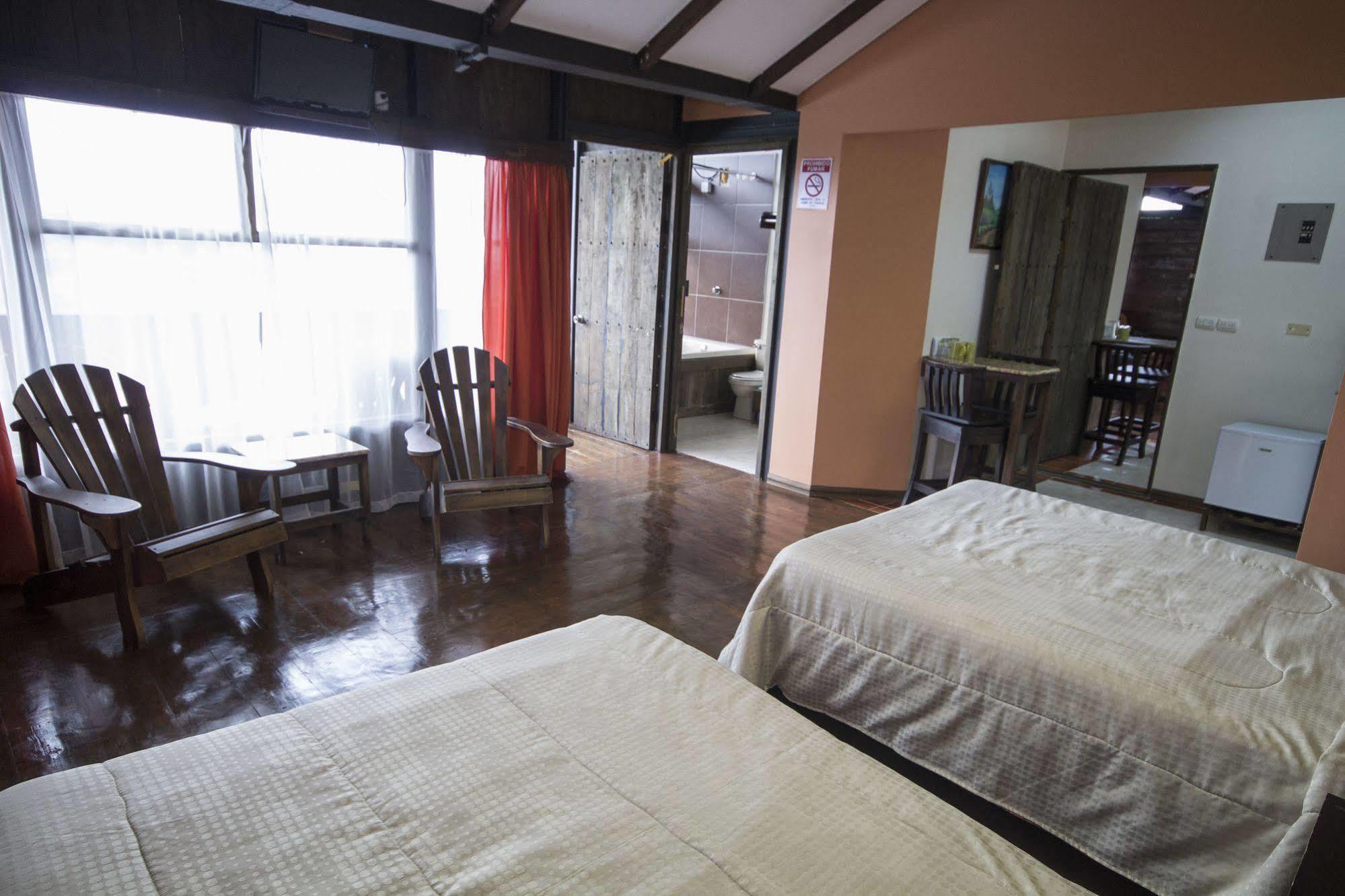 Hotel Alto Palomo Bajos del Toro Buitenkant foto